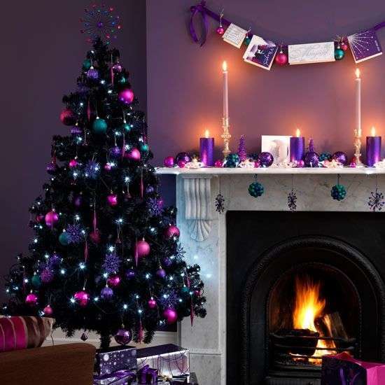 Albero di Natale viola e fucsia