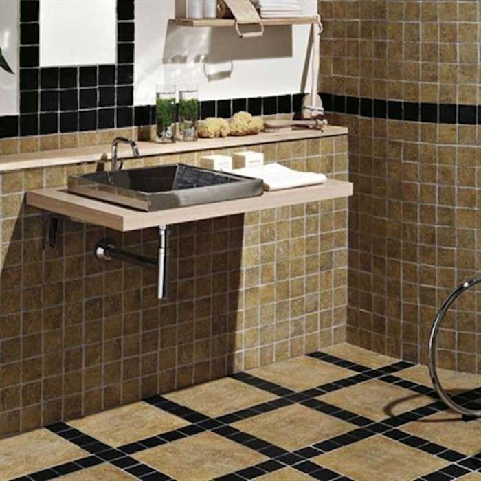 Bagno classico marrone 