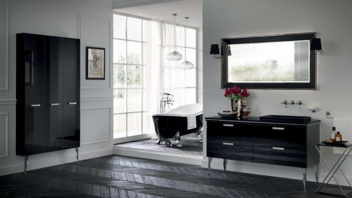 Bagno in laccato lucido