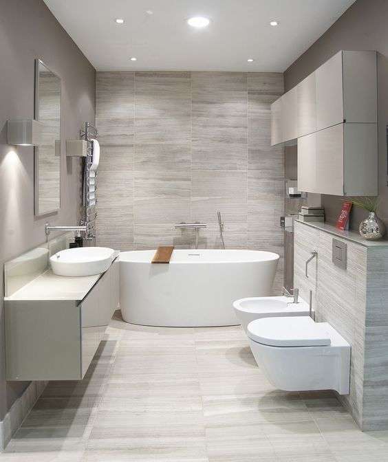 Bagno moderno color sabbia