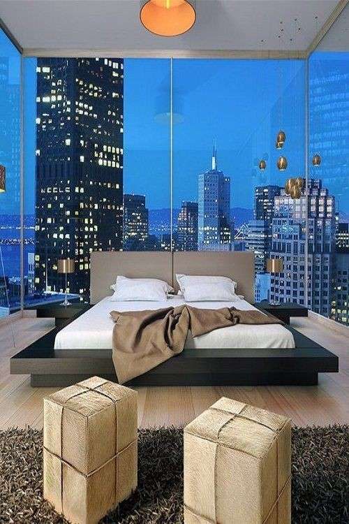Camera da letto con vista sulla città