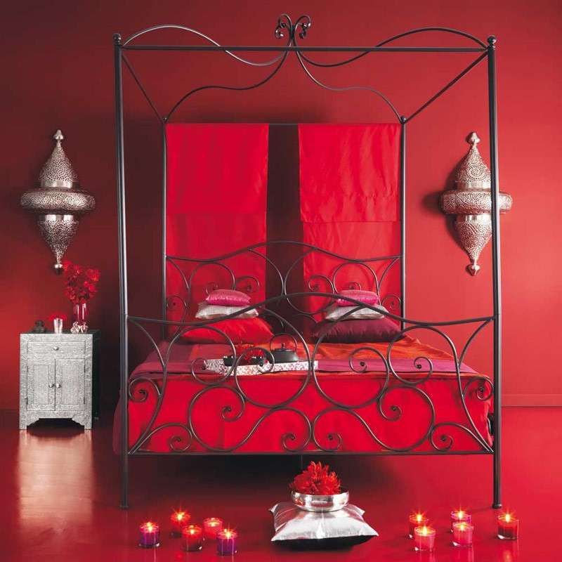 Camera da letto nelle nuances del rosso
