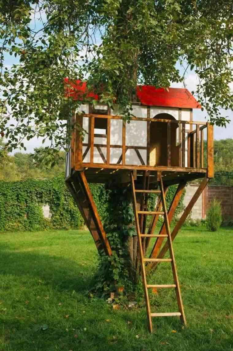 Casette sull'albero per bambini