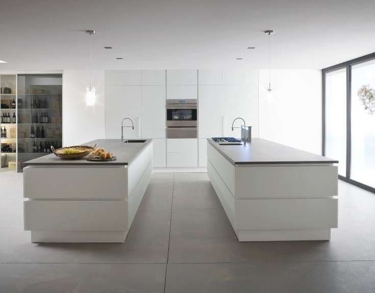 Cucina con doppia isola