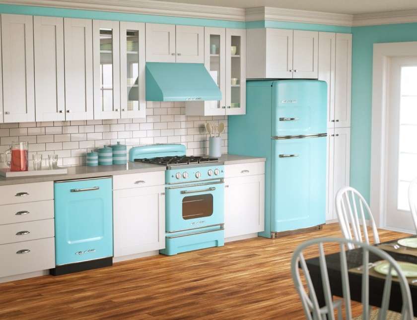 cucina-con-frigo-vintage