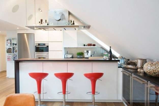 Cucina su misura per soffitto basso