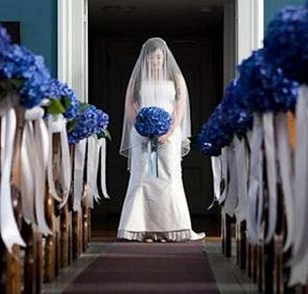 Decorazioni matrimonio con fiori blu