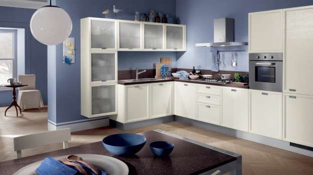 Disporre i mobili in cucina, cappa