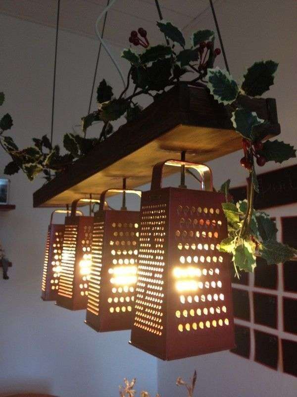 Lampadario con grattugie