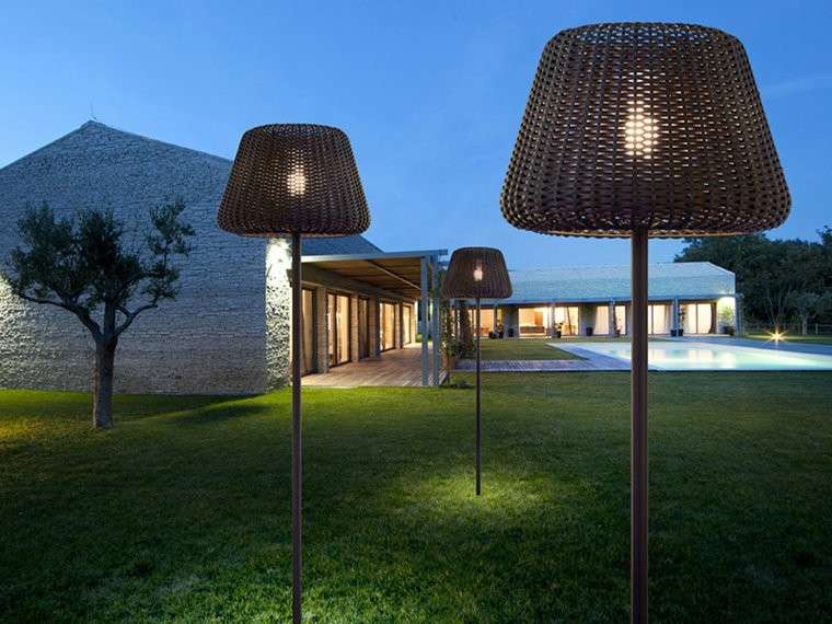 Lampade da giardino by Carlo Panzeri