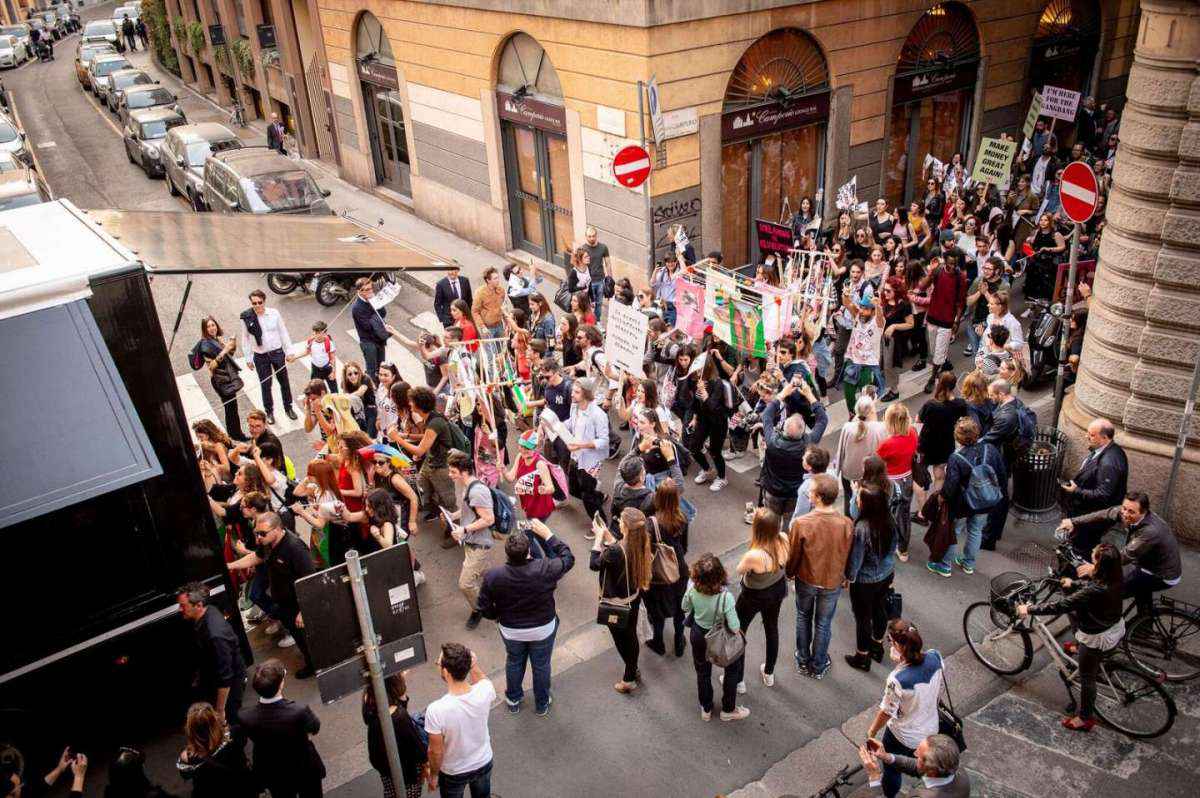 Le strade di Milano invasa dal Design Pride