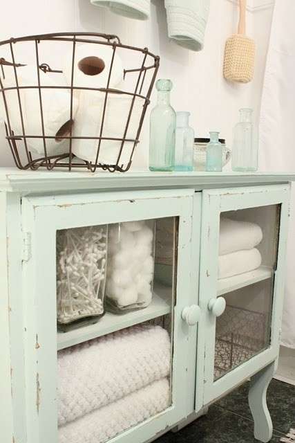 Mobile da bagno shabby chic