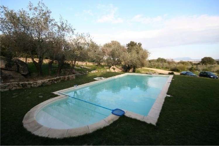 Piscina villa di Olbia