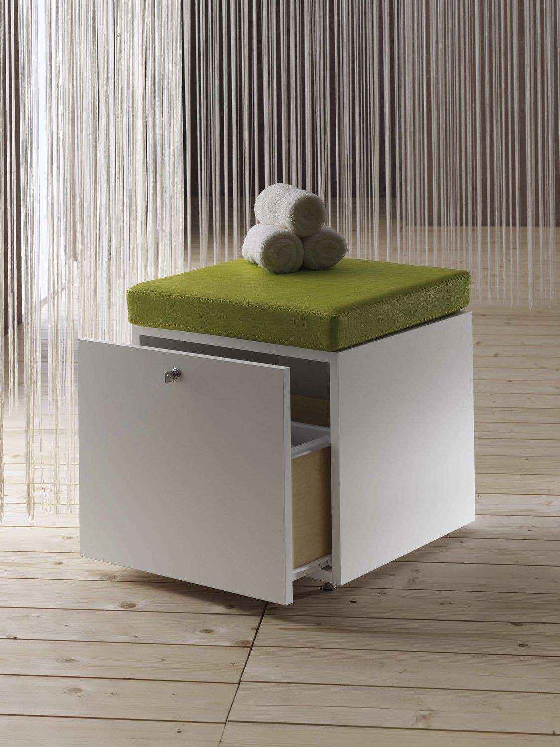 Pouf con cassetto contenitore