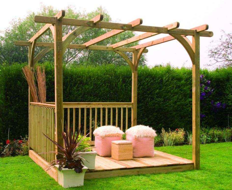 Pouf imbottiti per arredare un gazebo