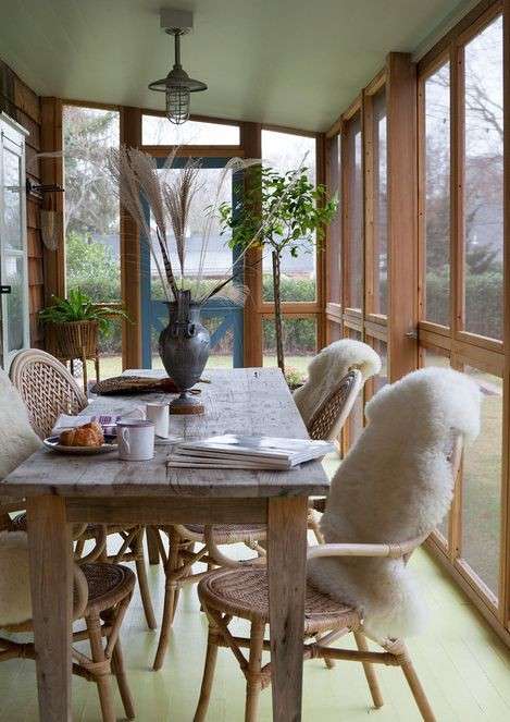 Sala da pranzo in veranda