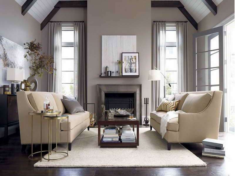 Salotto con tappeto beige
