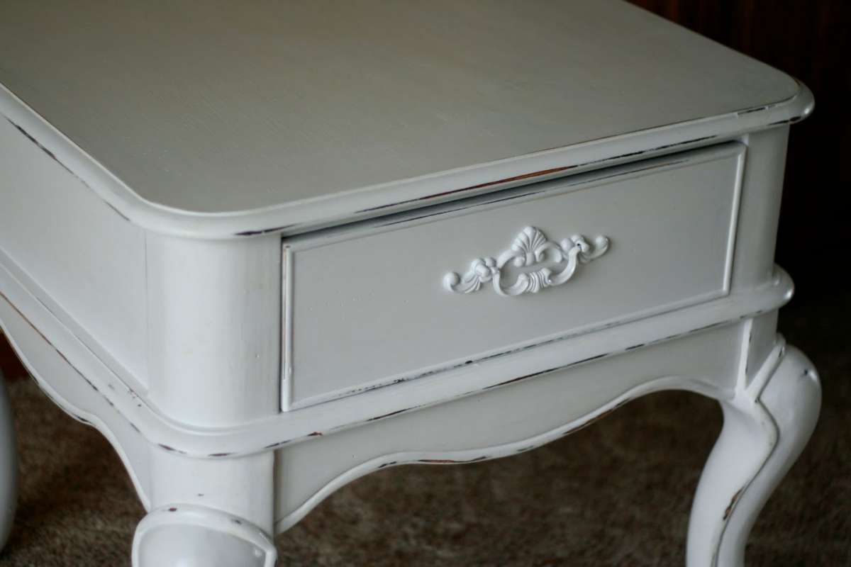 Shabby chic table 