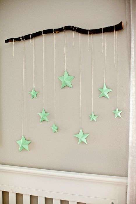 Stelline di carta con ramo