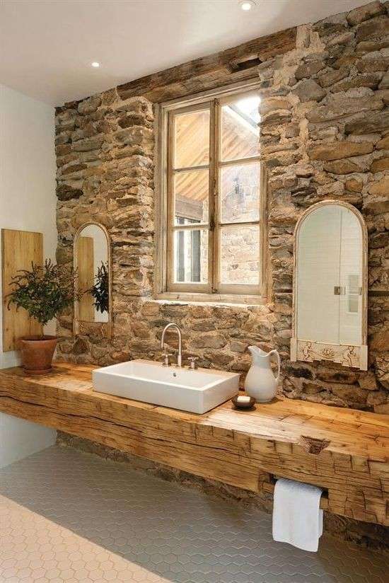 Stile rustico in bagno