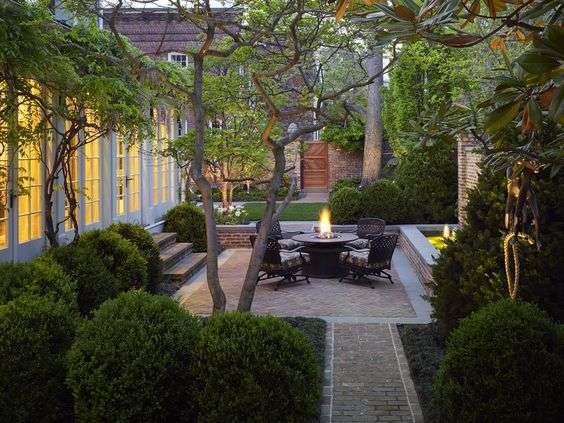 Sunken garden intimo