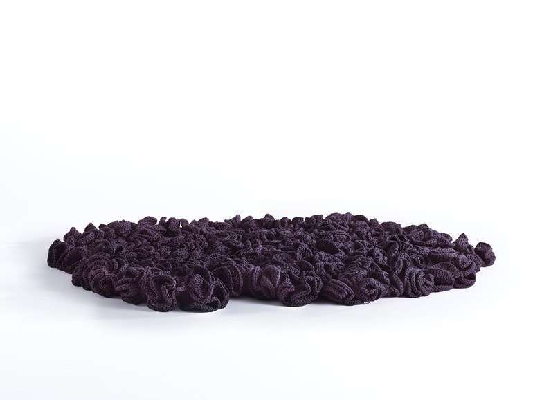 Tappeto nero Iota Project