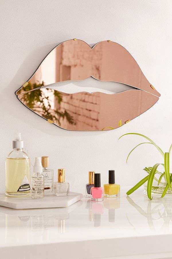 Urban Outfitters specchio in oro rosa