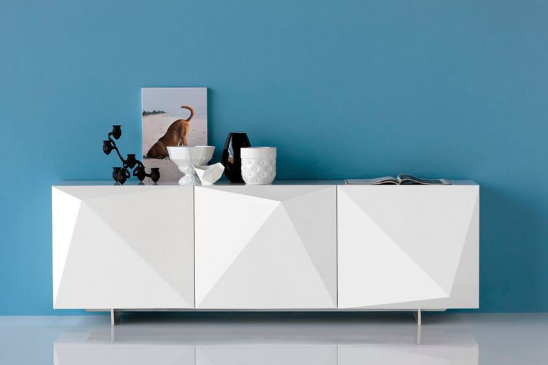 Credenza Kayak