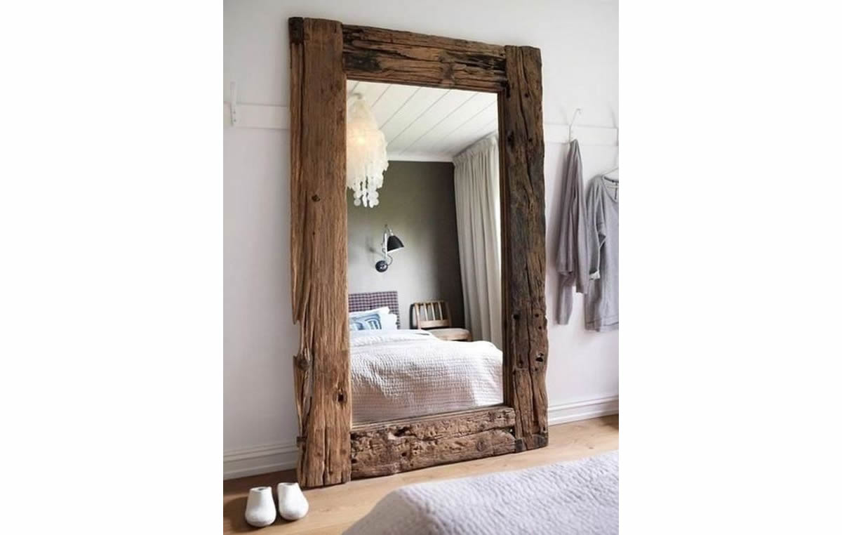 Specchio rustico da camera