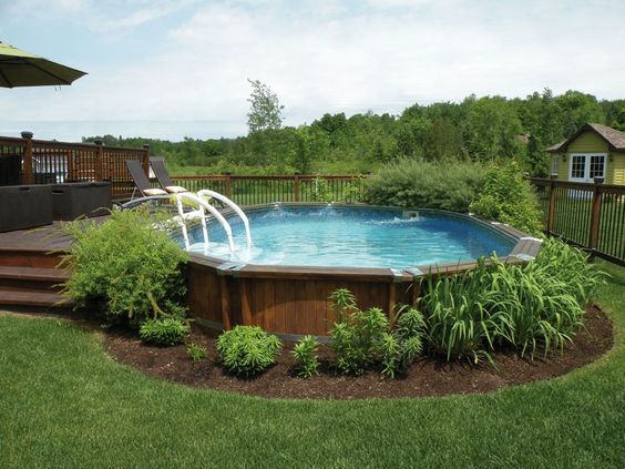 arredare giardino con piscina fuori terra