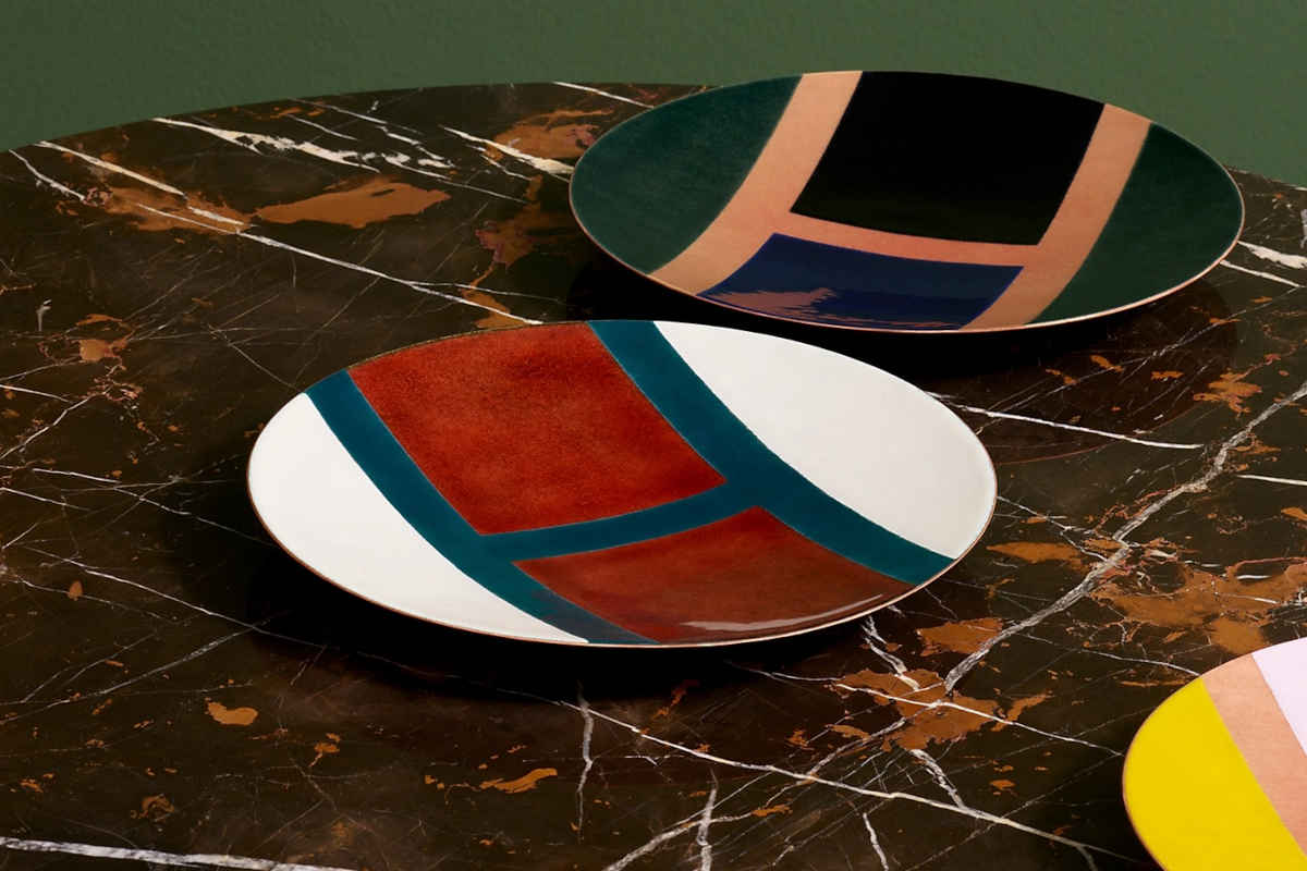 tavolo in marmo con due svuotatasche hermes