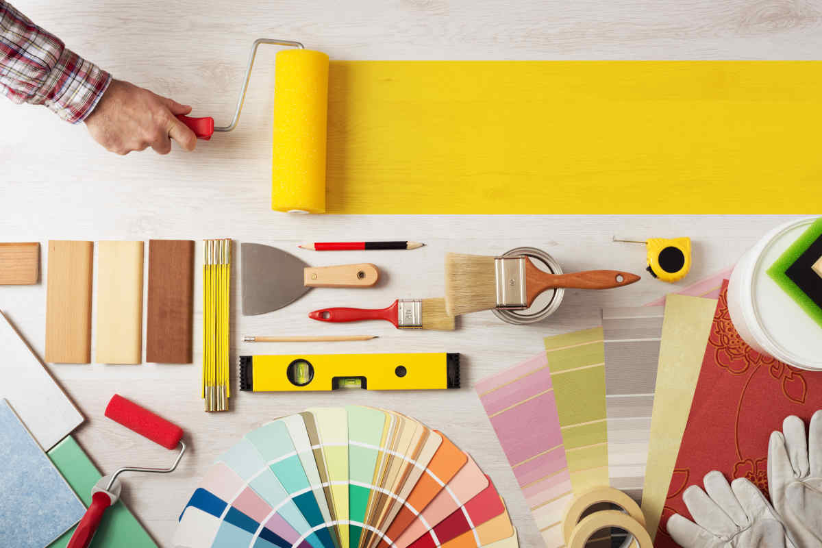 attrezzi e strumenti per dipingere le pareti di casa senza errori