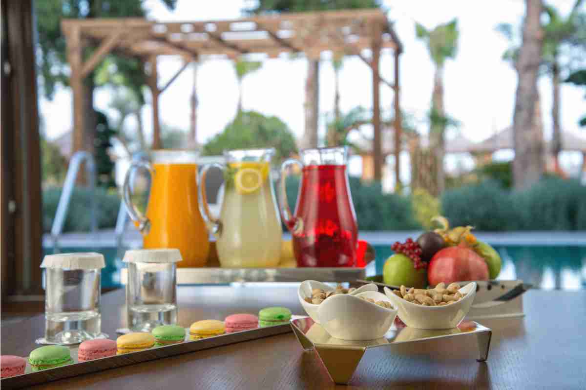 Bevande nelle caraffe per il brunch