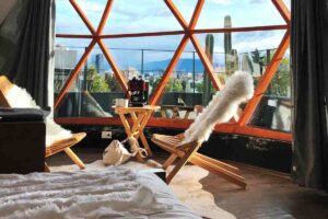 angolo con arredi di uno dei negozi di design a Napoli