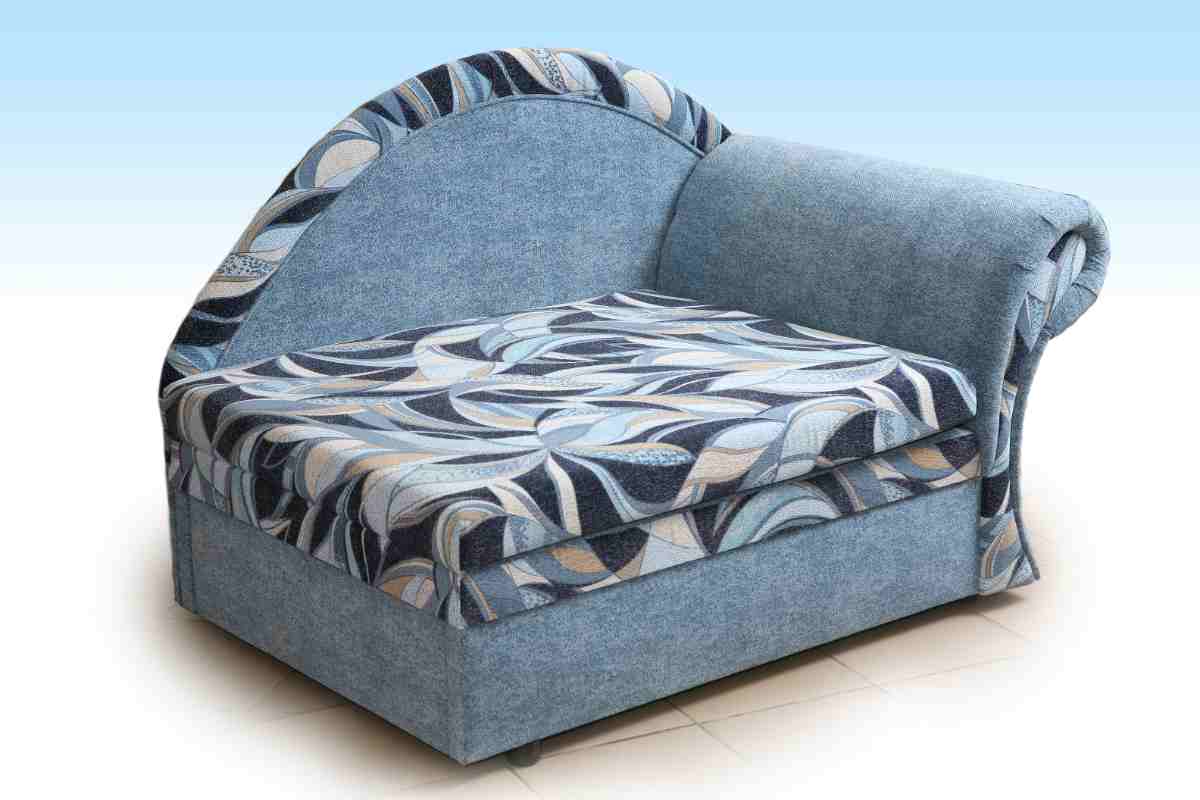 Divano letto di design con fantasia astratta e un solo bracciolo