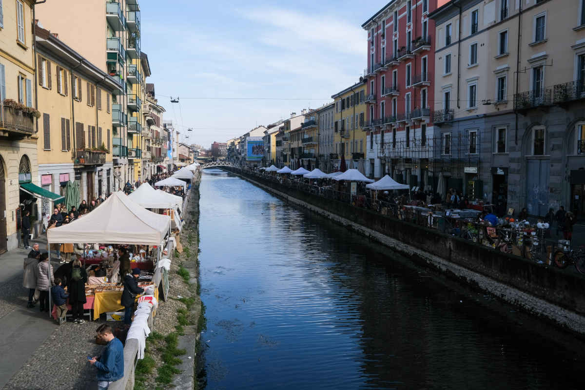 darsena Milano, Navigli, mercatino delle pulci e dell'antiquariato