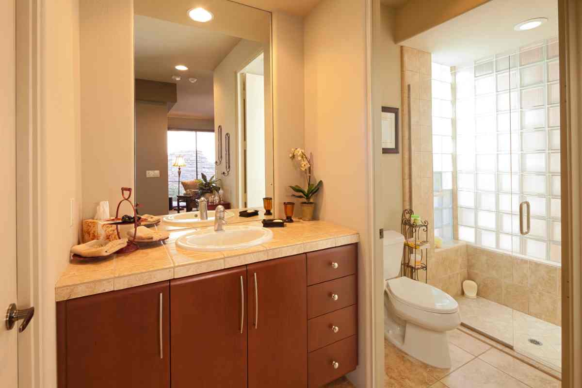 Mobili per bagno classico in legno