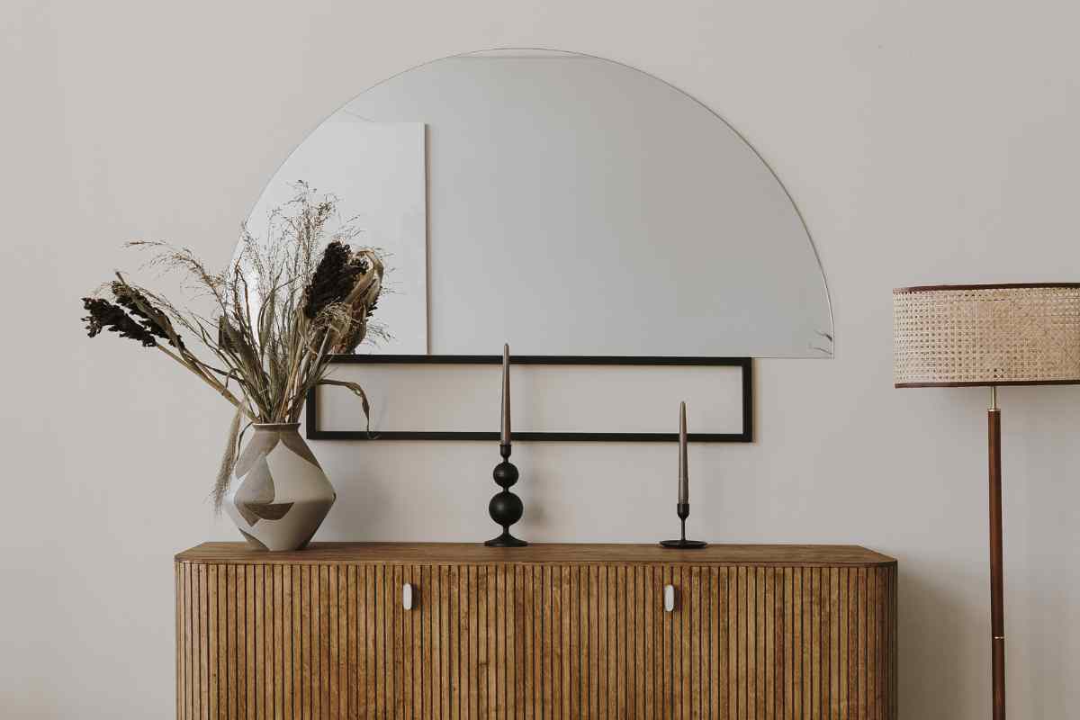 Specchio da parete di design a semicerchio