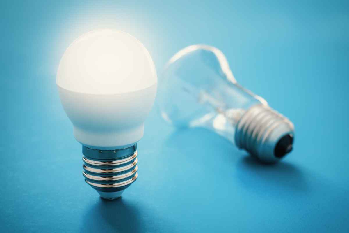 Lampadine LED su una superficie piana