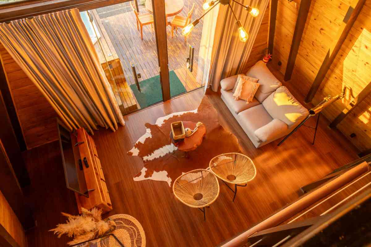 soggiorno stile cottage visto dall'alto