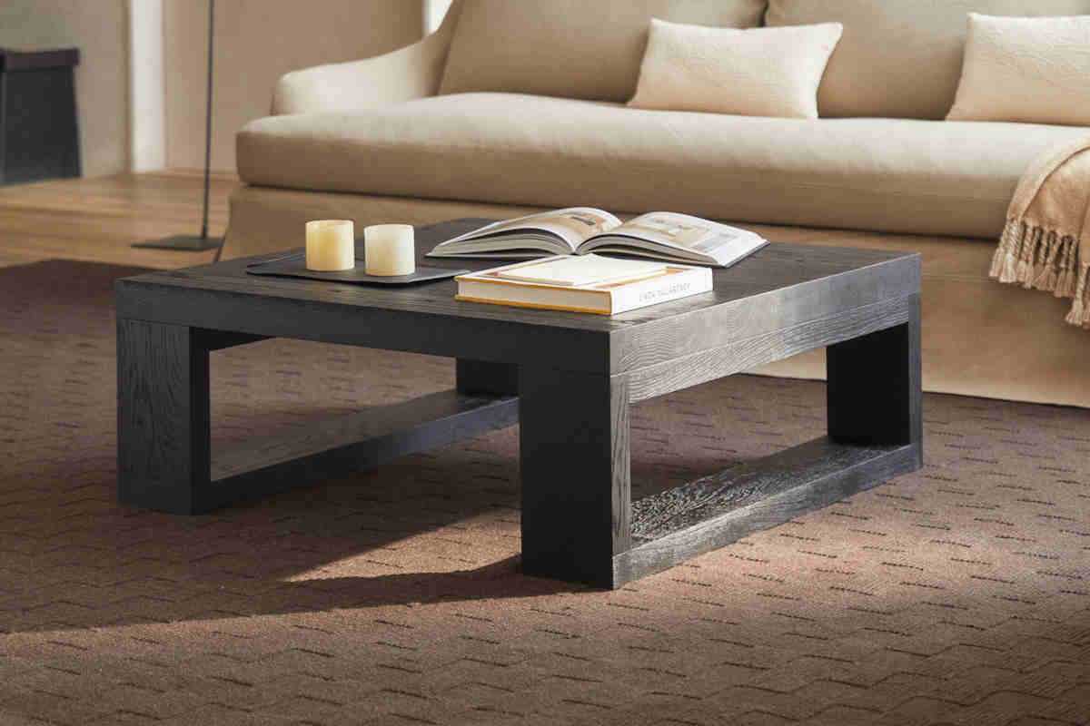 tavolino coffee table by Vincent Van Duysen