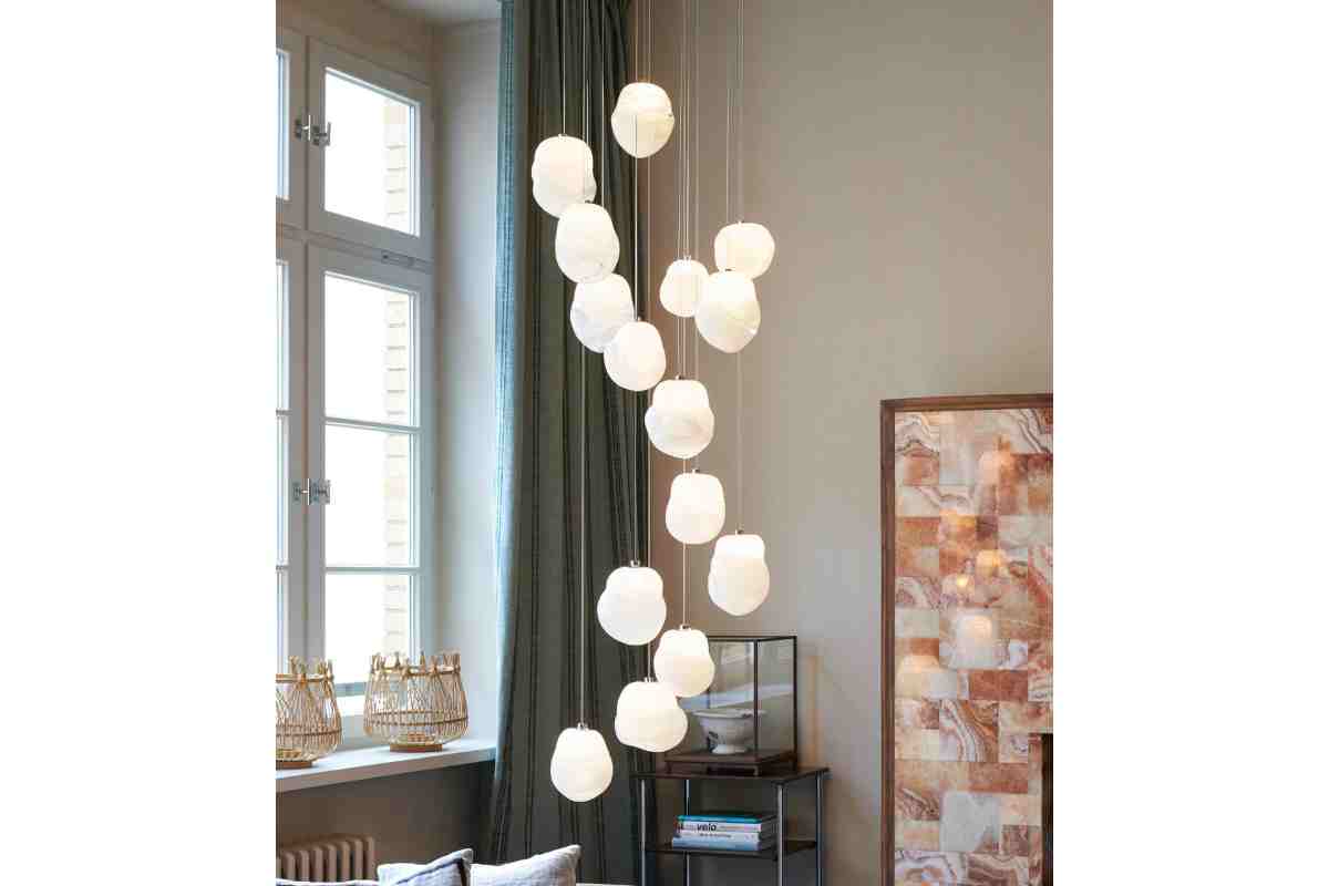 Lampada Of Movement and Material White di Philipp Weber 