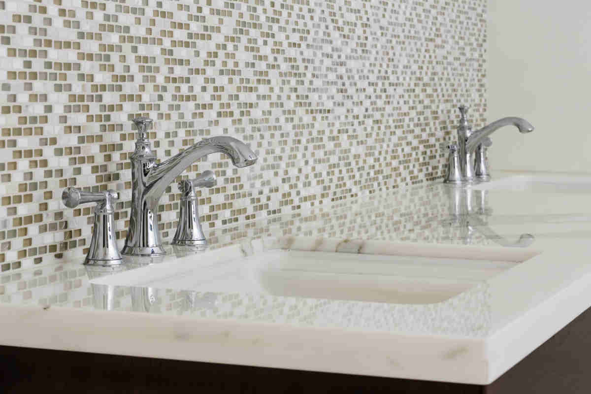 mosaico bagno moderno