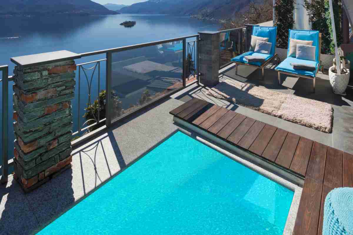 Piscina in terrazzo