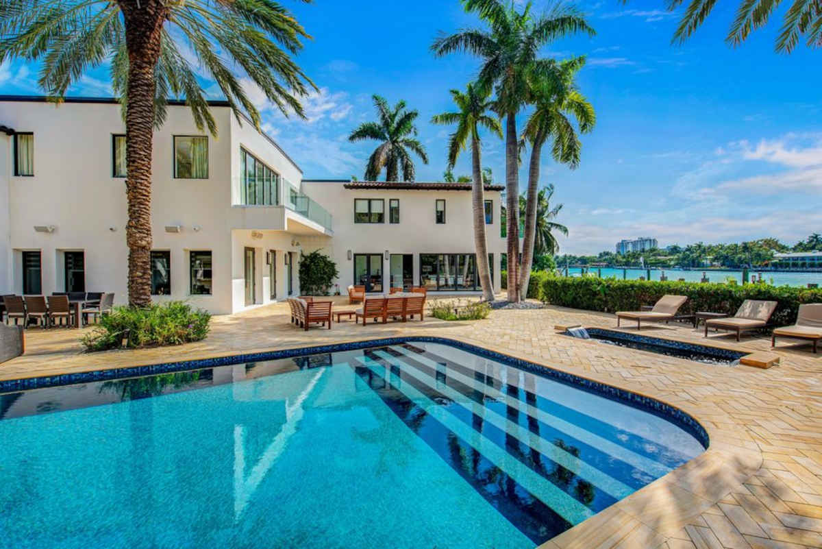 villa con piscina di Jennifer Lopez a Miami