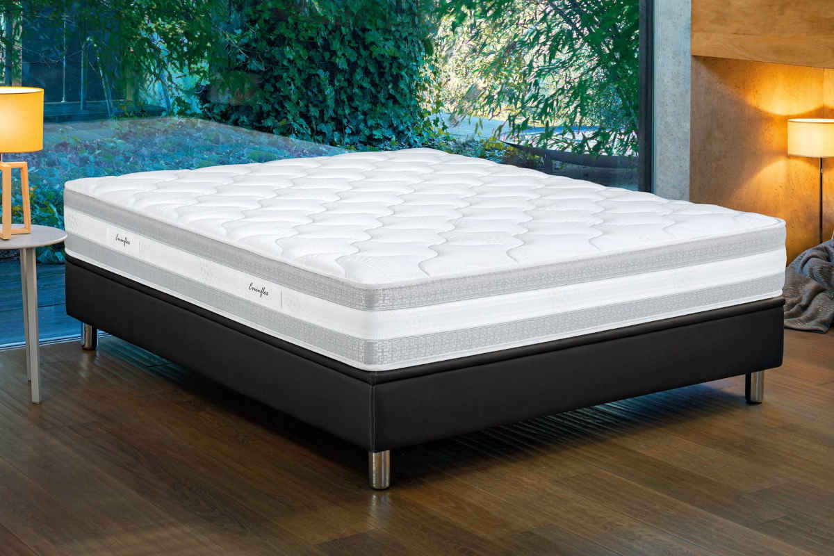 letto con materasso Paradise della linea memory foam di Eminflex