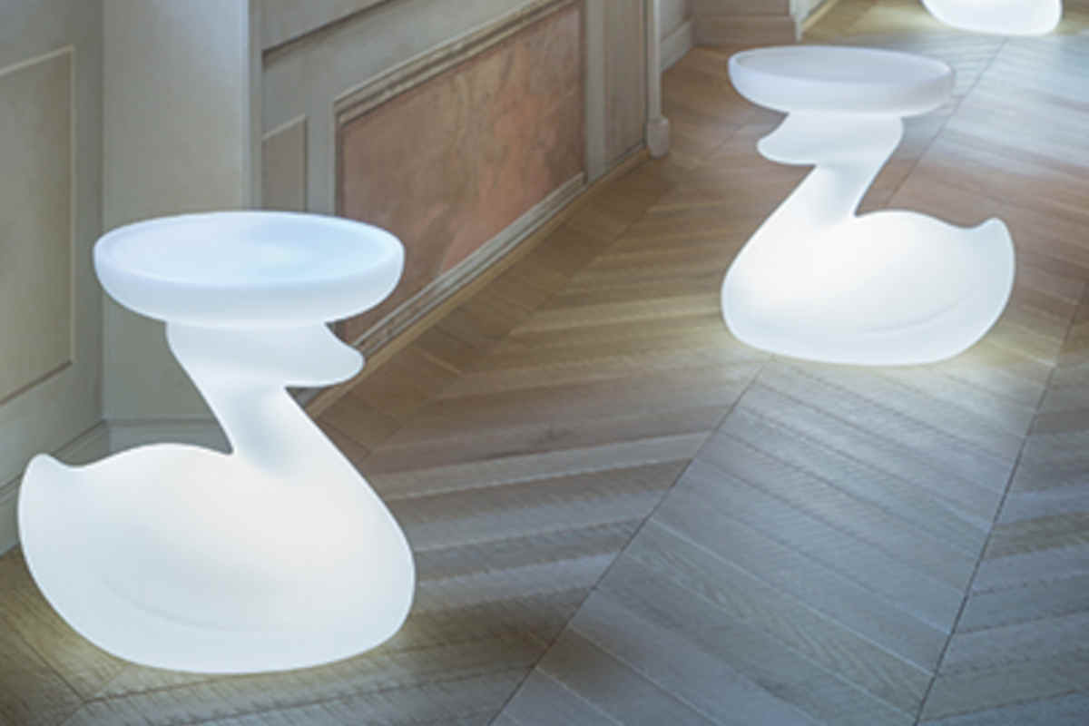 tavolini luminosi bonaldo a forma di paperella