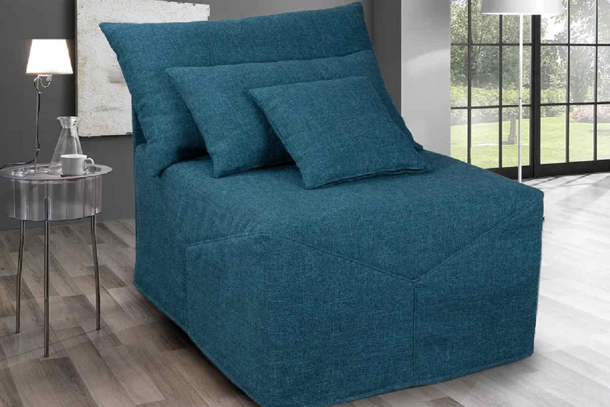 modello di pouf letto con testata perdormire