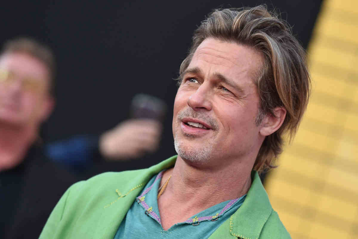 Primo piano dell'attore Brad Pitt