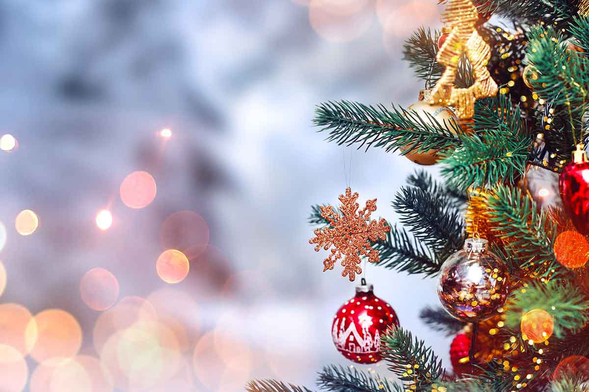 Palline di Natale fai da te: idee originali per personalizzare l’albero